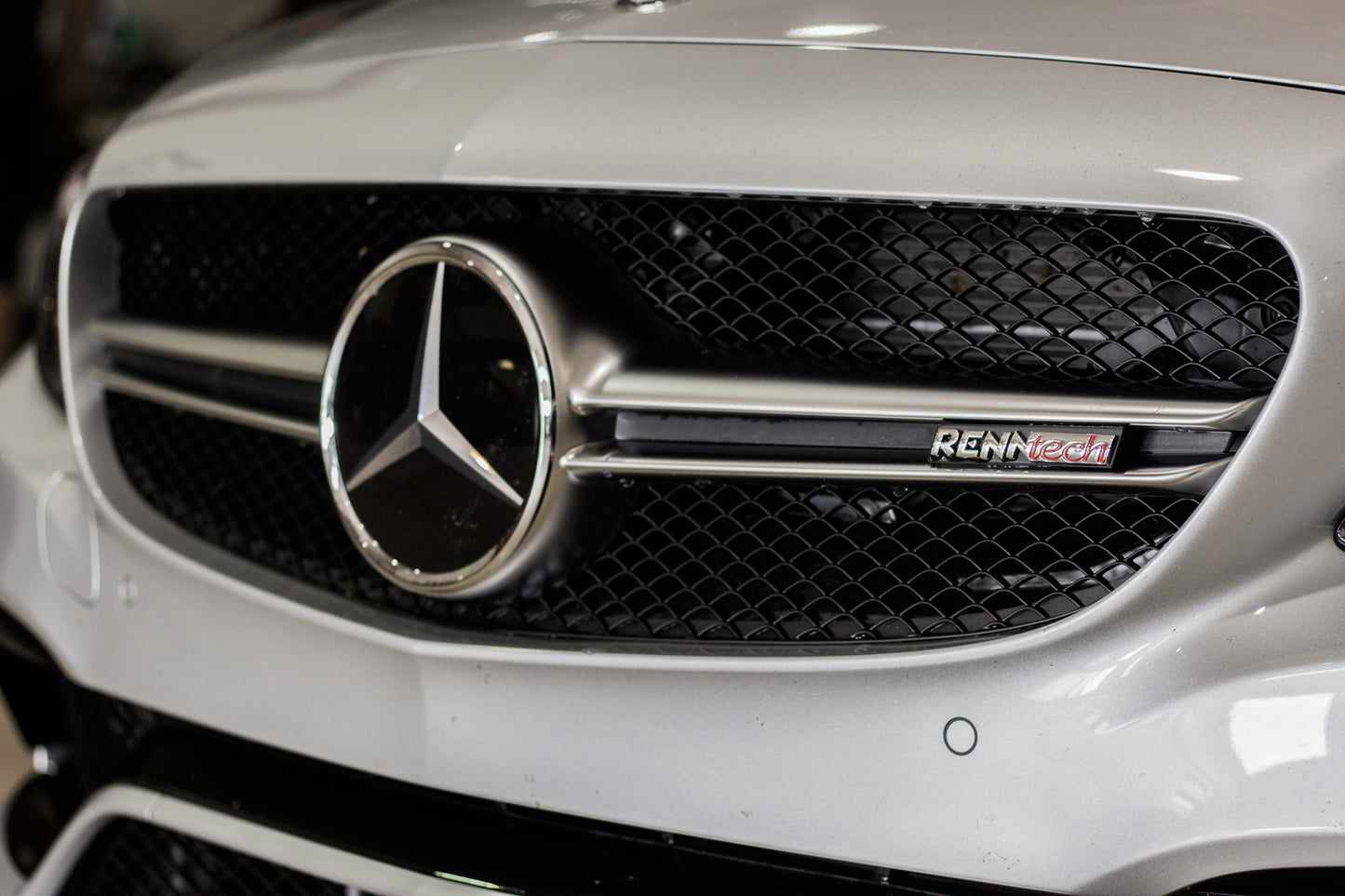 RENNtech | Front Grill Badge