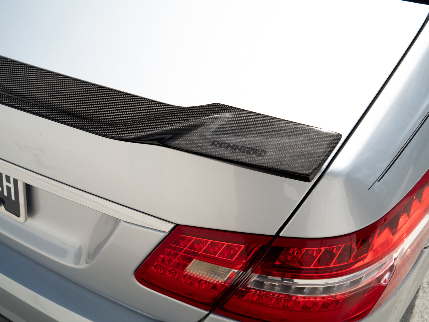 RENNtech Carbon Fiber Rear Deck Lid Spoiler for the 212 E-Class Sedan