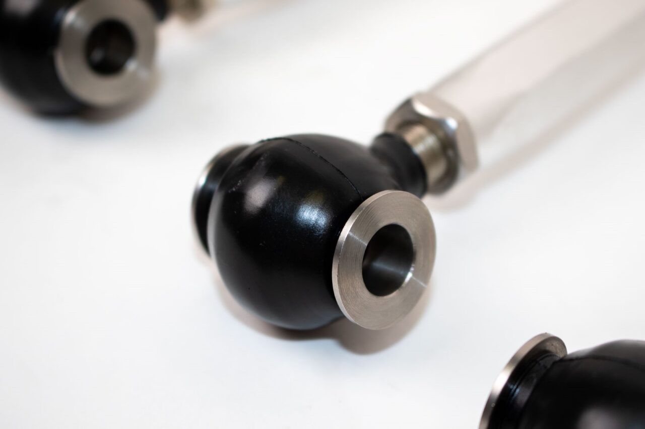 RENNtech Suspension & Engine Components   Suspension Upgrade – 4 Link Rear (Heims) | R129 SL 320/500/600