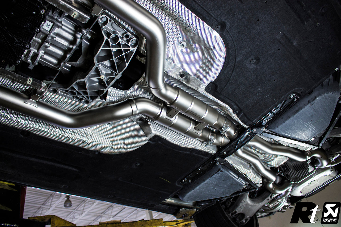 Akrapovic Evolution Line (Titanium) for BMW M6 Grand Coupé (F06)