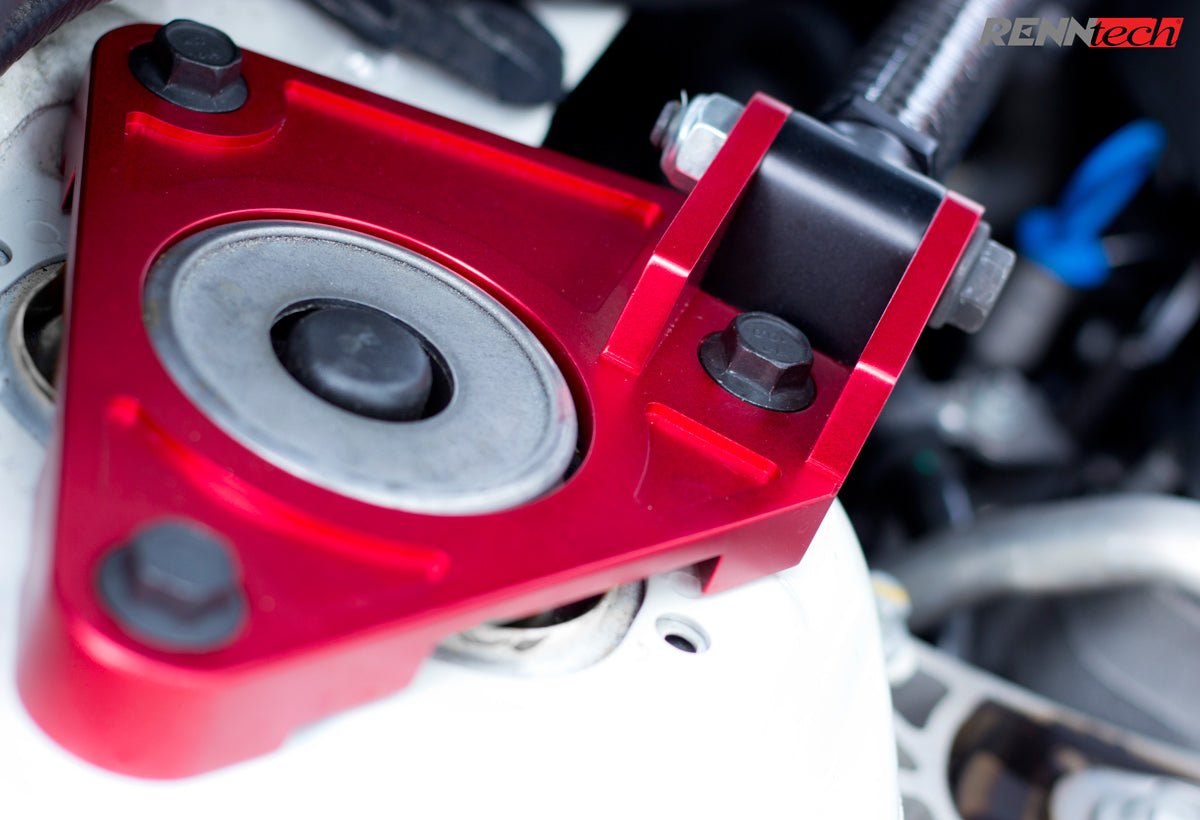 RENNtech | Carbon Fiber Front Strut Brace | 117 - CLA | 176 - A | 156 - GLA